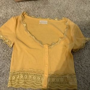 Urban Outfitters cropped tee